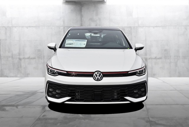 Volkswagen Golf GTI Vehicle Image 04