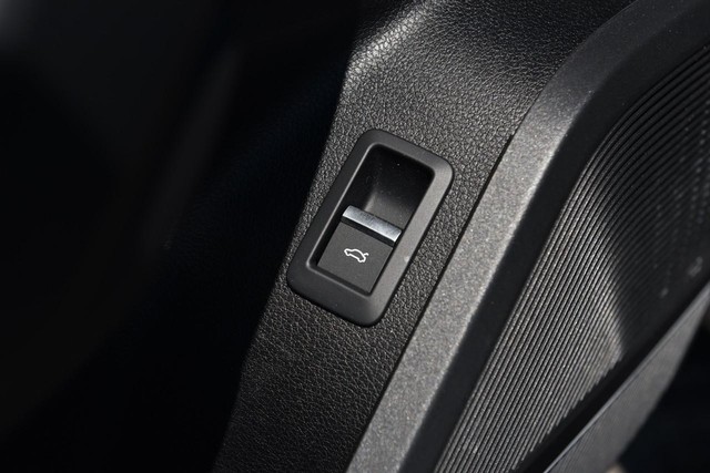 Audi Q5 Vehicle Image 09