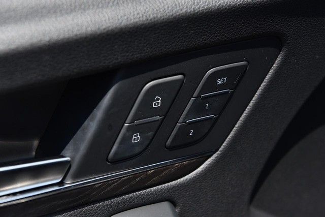 Audi Q5 Vehicle Image 10
