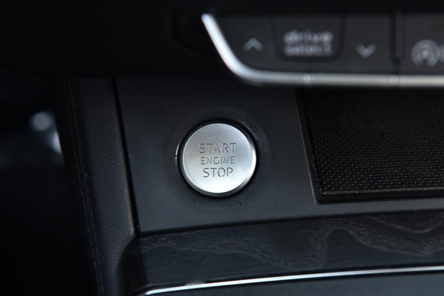 Audi Q5 Vehicle Image 17