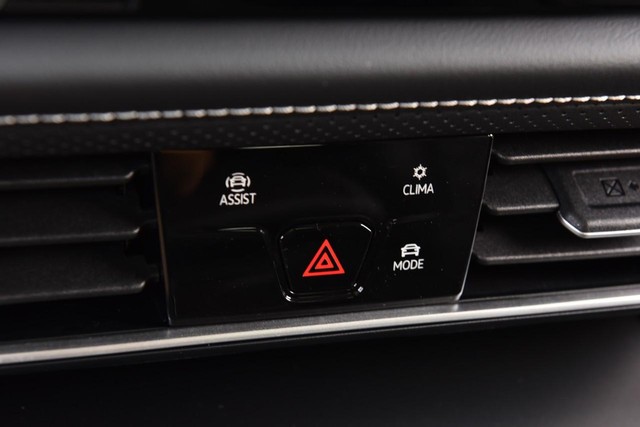 Volkswagen Atlas Vehicle Image 14