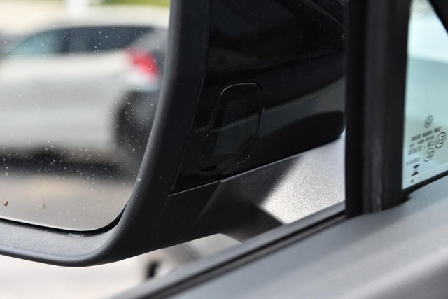 Volkswagen Tiguan Vehicle Image 10