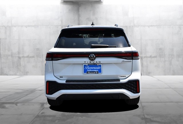 Volkswagen Tiguan Vehicle Image 06
