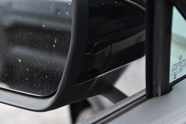 Volkswagen Tiguan Vehicle Image 10