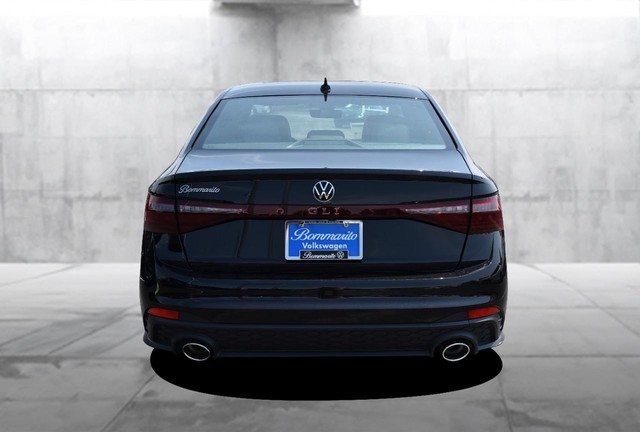 Volkswagen Jetta GLI Vehicle Image 06