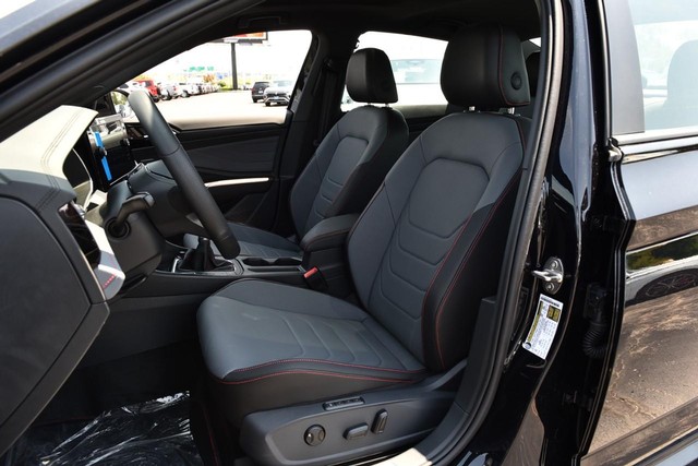 Volkswagen Jetta GLI Vehicle Image 20