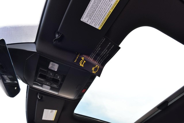 Volkswagen Jetta GLI Vehicle Image 22