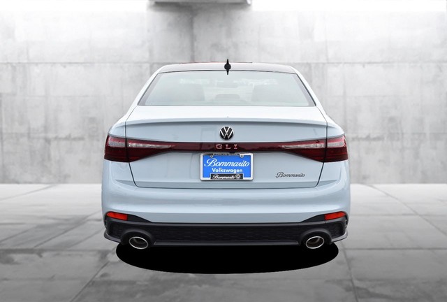 Volkswagen Jetta GLI Vehicle Image 06