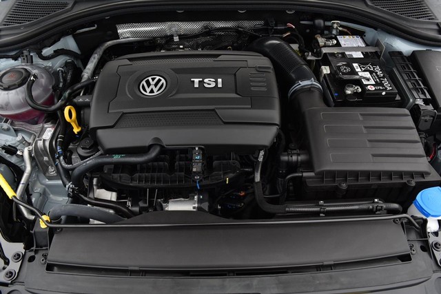 Volkswagen Jetta GLI Vehicle Image 25