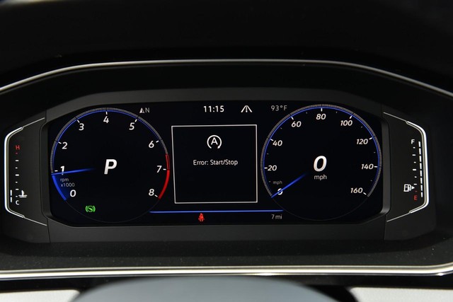 Volkswagen Jetta GLI Vehicle Image 12