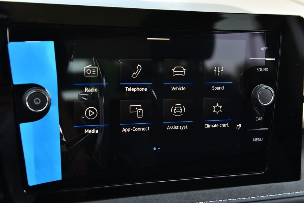 Volkswagen Taos Vehicle Full-screen Gallery Image 13