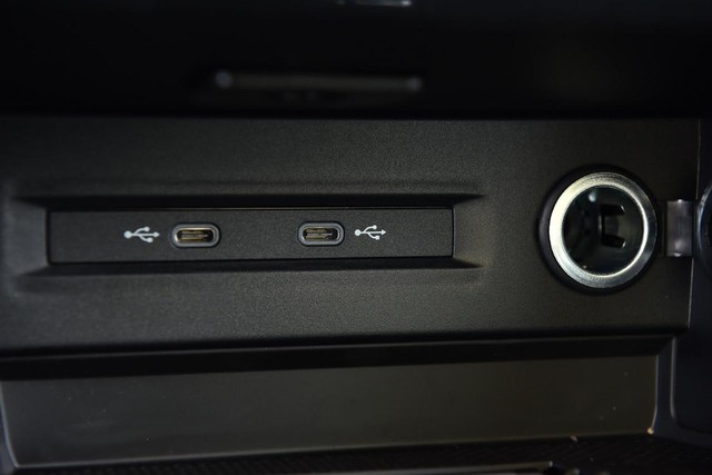Volkswagen Taos Vehicle Image 15