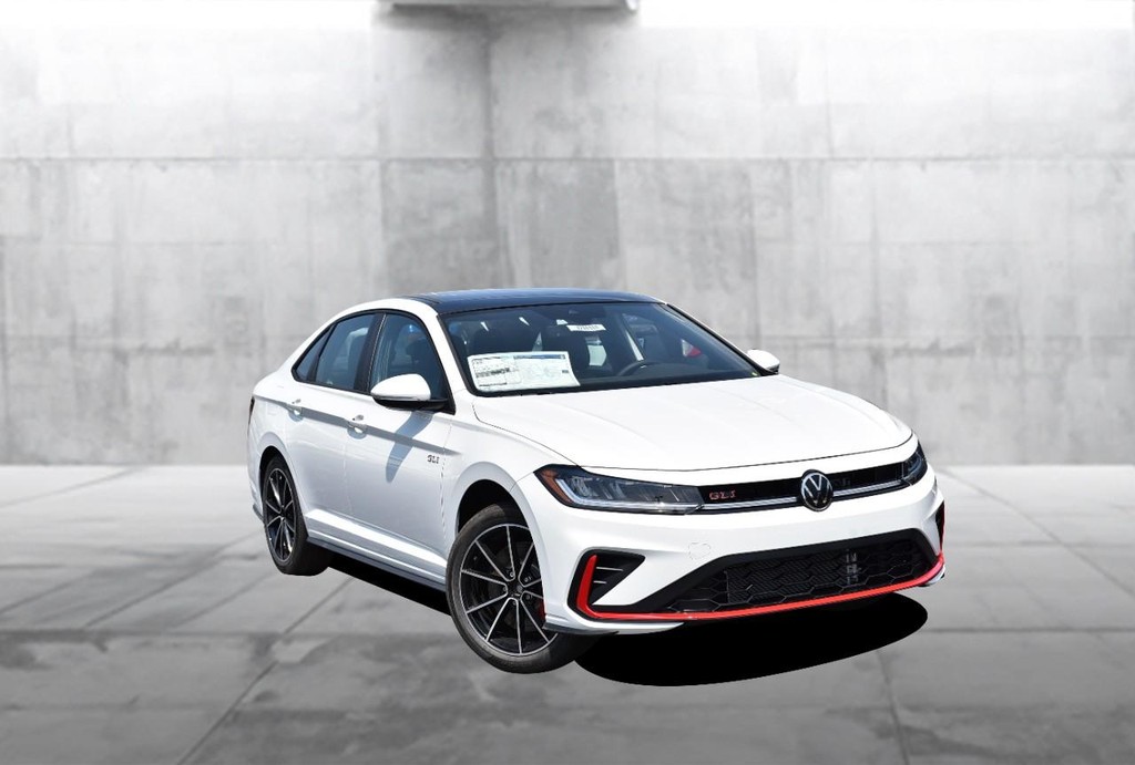 Volkswagen Jetta GLI Vehicle Full-screen Gallery Image 2