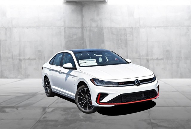 Volkswagen Jetta GLI Vehicle Image 02