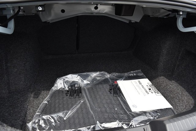 Volkswagen Jetta GLI Vehicle Image 24
