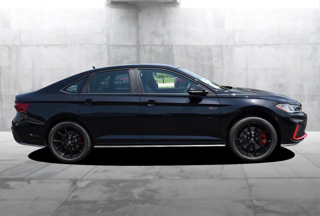 Volkswagen Jetta GLI Vehicle Image 05