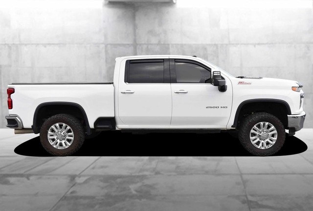 Chevrolet Silverado 2500HD Vehicle Image 05