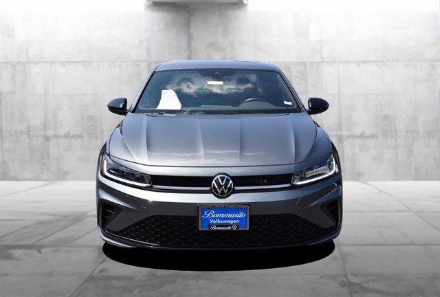 Volkswagen Jetta Vehicle Image 04