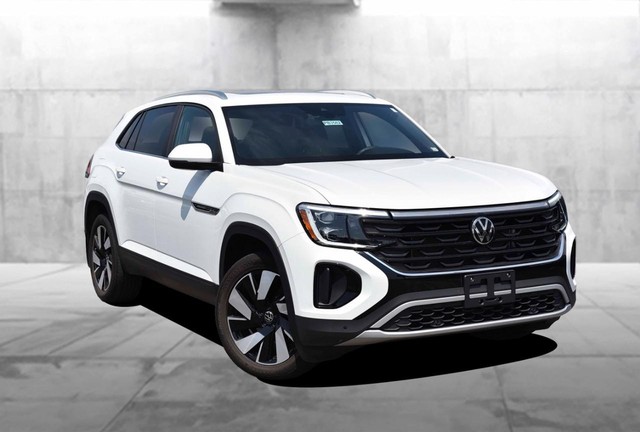 Volkswagen Atlas Cross Sport Vehicle Image 02