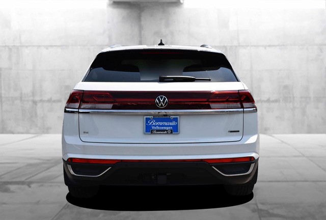 Volkswagen Atlas Cross Sport Vehicle Image 06