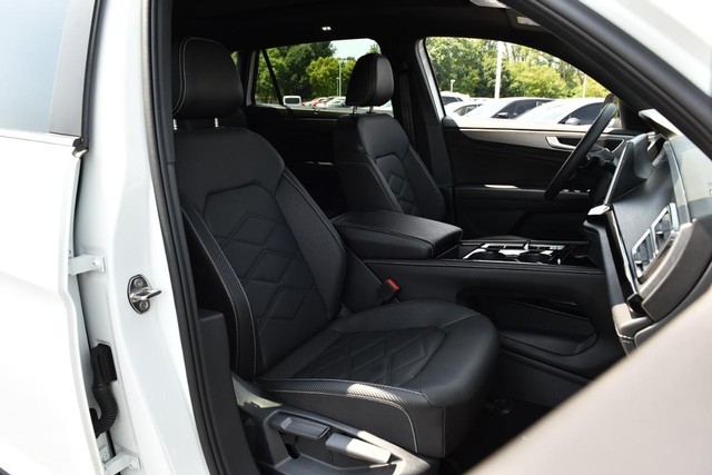 Volkswagen Atlas Cross Sport Vehicle Image 20