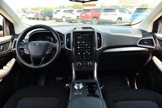Ford Edge Vehicle Image 07