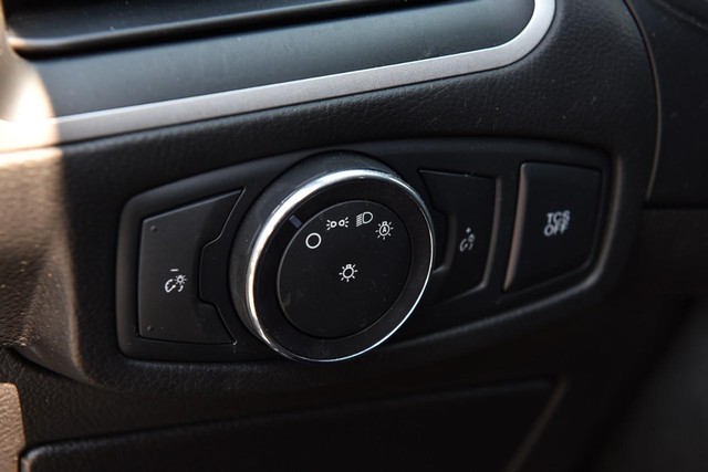 Ford Edge Vehicle Image 10