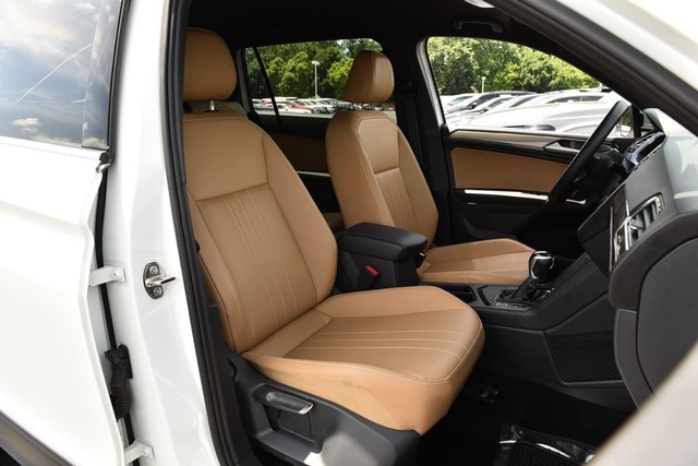 Volkswagen Tiguan Vehicle Image 19