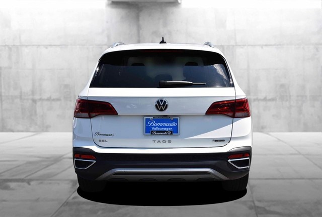 Volkswagen Taos Vehicle Image 06