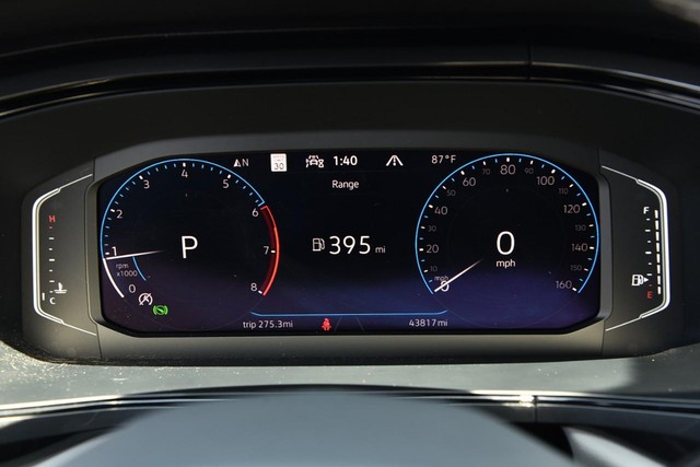 Volkswagen Taos Vehicle Image 12