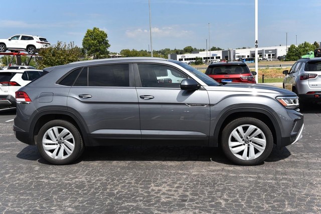 Volkswagen Atlas Cross Sport Vehicle Image 05