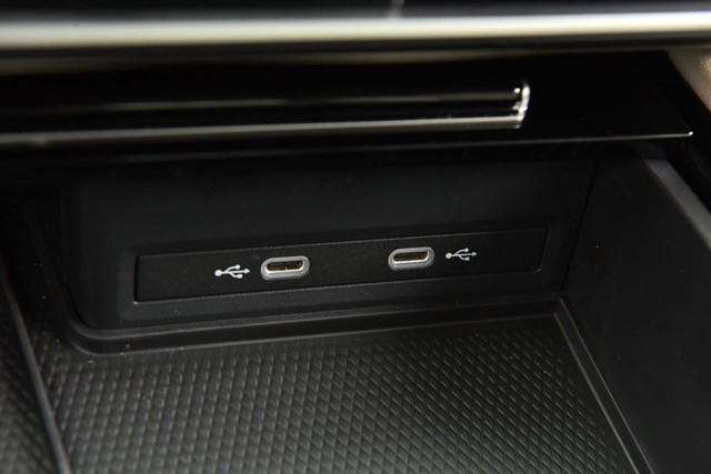 Volkswagen Atlas Vehicle Image 16