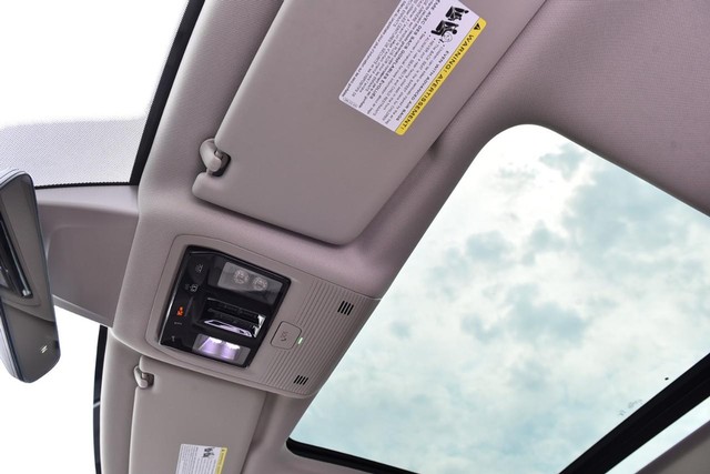 Volkswagen Atlas Vehicle Image 21
