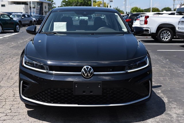 Volkswagen Jetta Vehicle Image 04