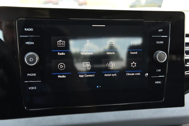 Volkswagen Jetta Vehicle Image 14