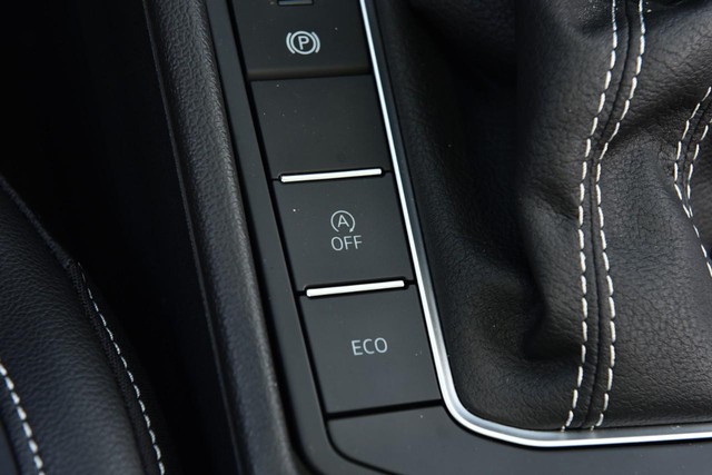 Volkswagen Jetta Vehicle Image 18