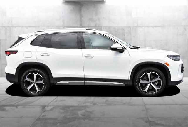 Volkswagen Tiguan Vehicle Image 05