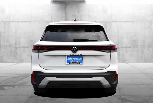Volkswagen Tiguan Vehicle Image 06