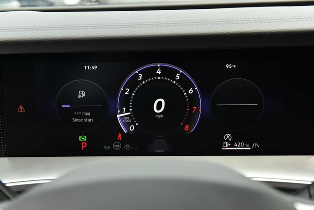 Volkswagen Tiguan Vehicle Image 12