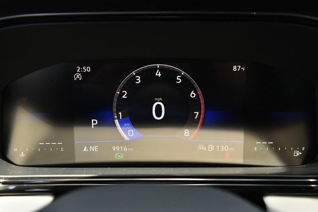 Volkswagen Taos Vehicle Image 11