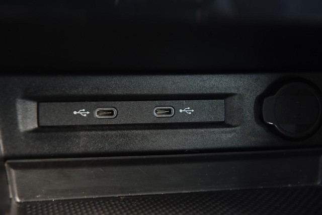 Volkswagen Taos Vehicle Image 15