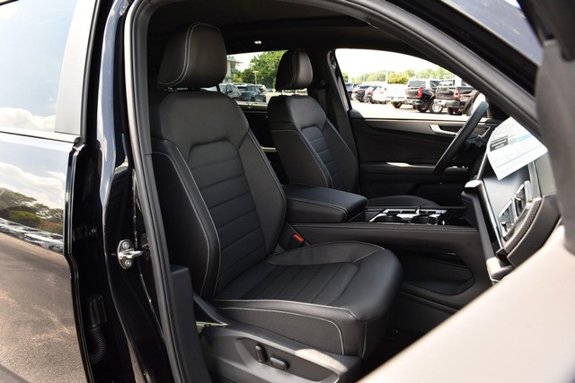 Volkswagen Atlas Cross Sport Vehicle Image 20