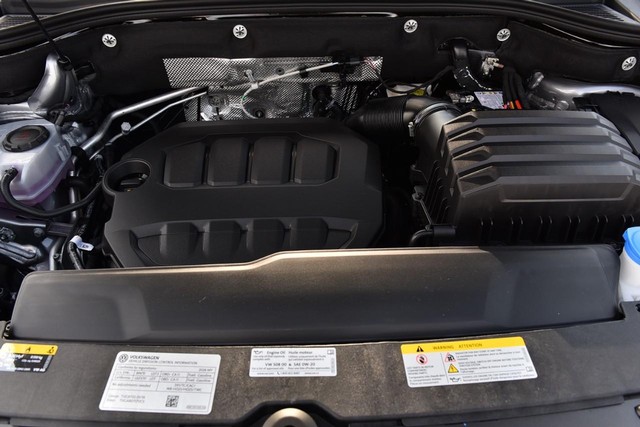 Volkswagen Atlas Cross Sport Vehicle Image 27
