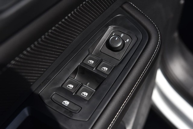 Volkswagen Atlas Cross Sport Vehicle Image 08