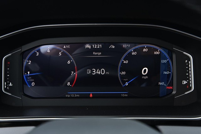 Volkswagen Jetta GLI Vehicle Image 12