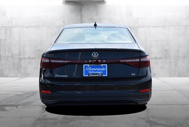 Volkswagen Jetta Vehicle Image 06