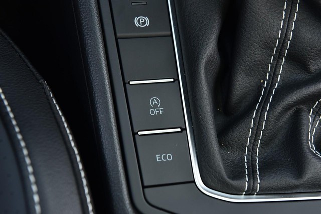 Volkswagen Jetta Vehicle Image 18