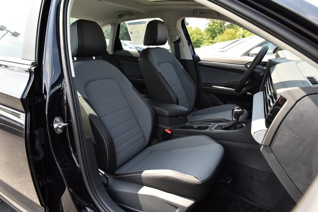Volkswagen Jetta Vehicle Image 21