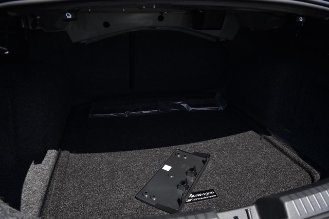 Volkswagen Jetta Vehicle Image 24