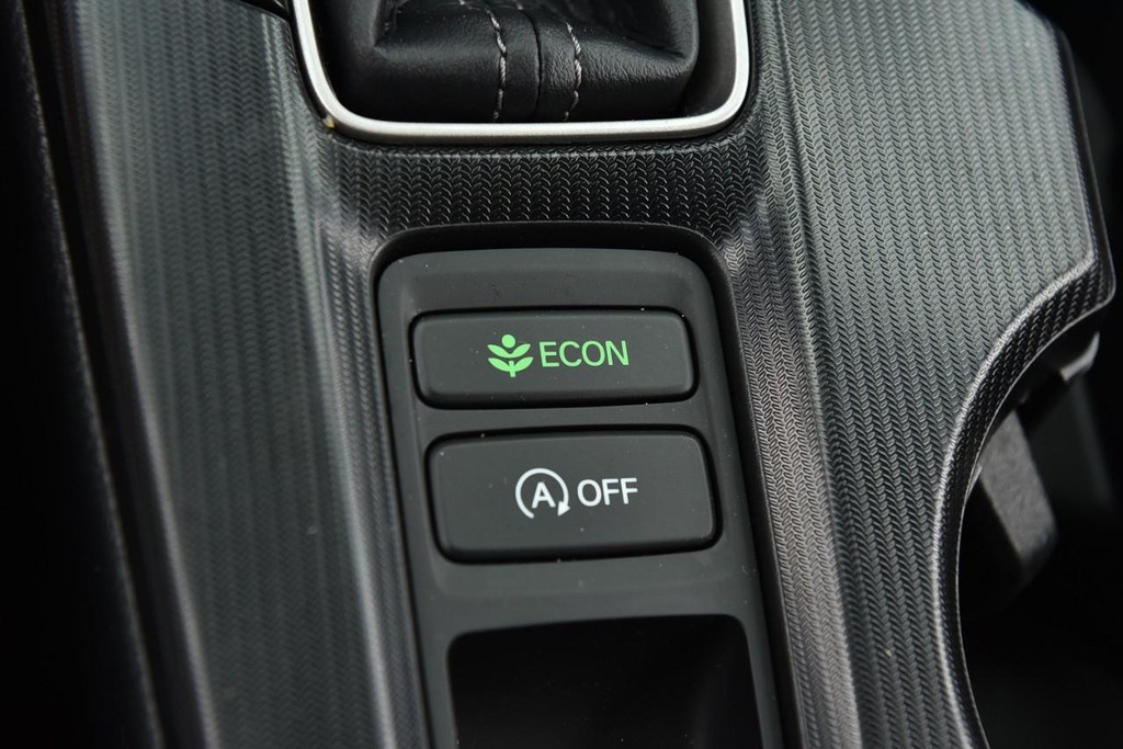 Honda Civic Hatchback Vehicle Full-screen Gallery Image 16